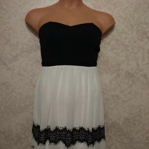 Sweet Storm Strapless Black and White Dress